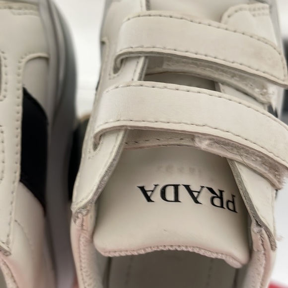 Prada sneakers - Picture 3 of 11
